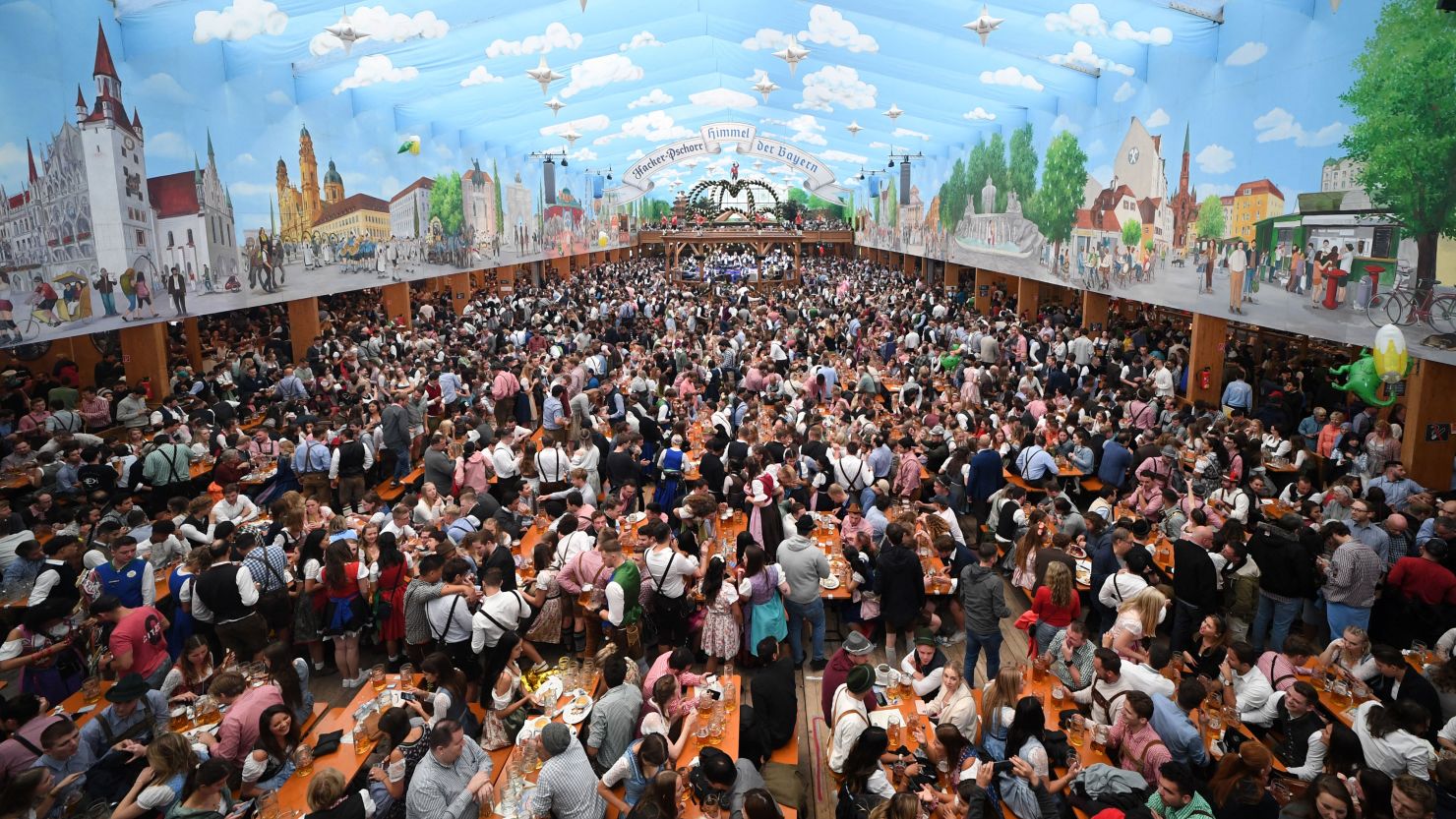 220918231934-oktoberfest-returns-munich.jpg