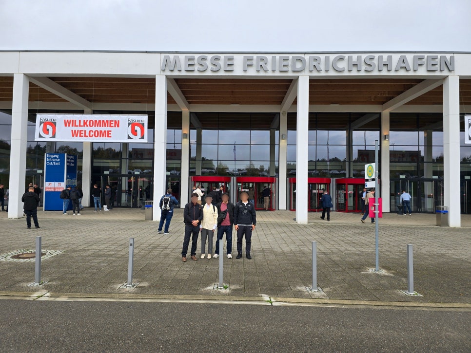 SE-270956f2-cc1e-42d7-8a65-d6d5f9254beb (1).jpg